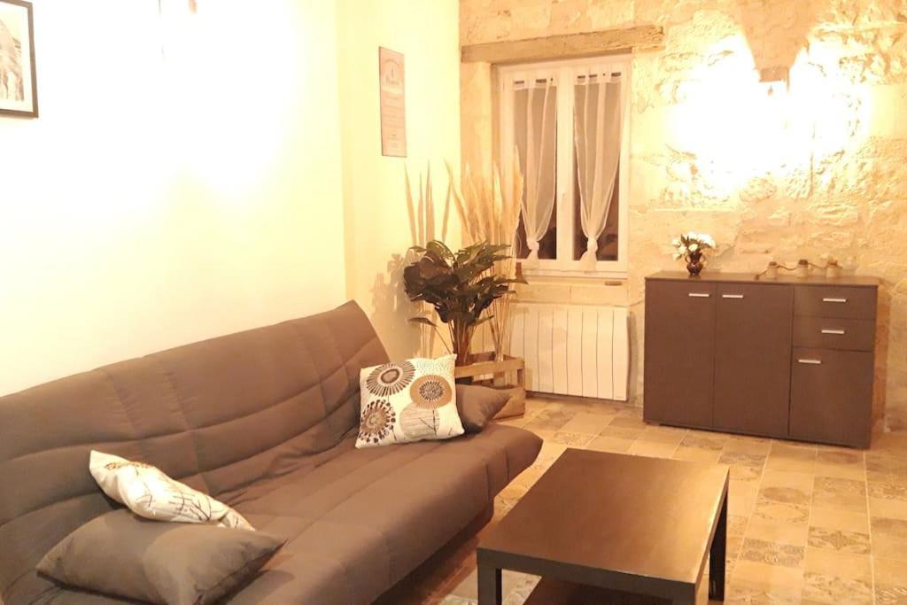 שינון Logement Neuf Et Cosy Proche Centre Ville מראה חיצוני תמונה